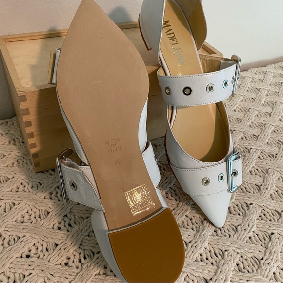 MADELEINE White Leather Pointy Toe Flats w/ Silver Hardware, Made in Italy - Picture 13 of 14